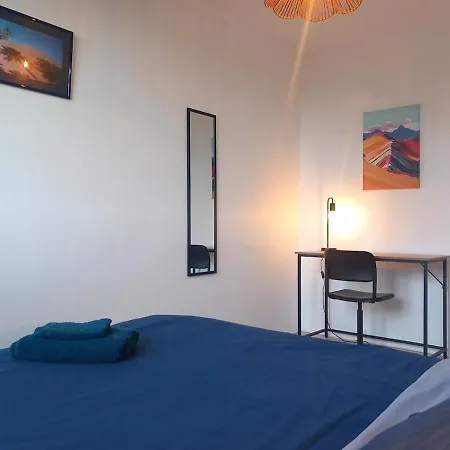 -3 Privatives- Apartment *